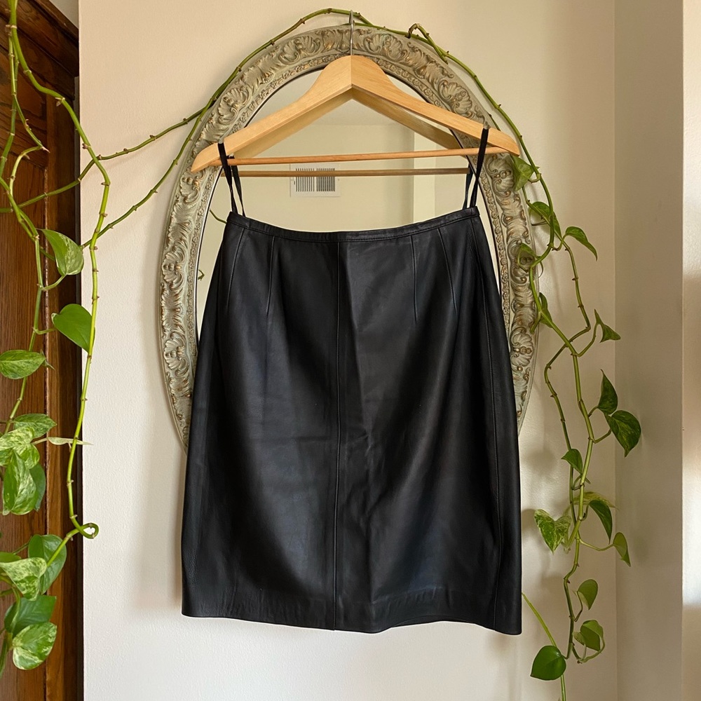 Lord & Taylor black leather pencil skirt